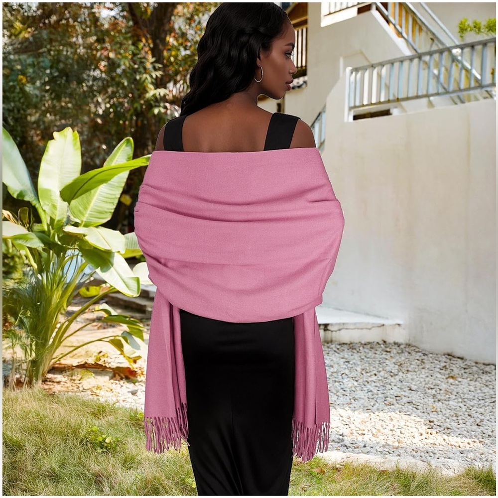 New in Bag! Gorgeous Soft Pink Women's Pashmina Shawl Wrap Scarf Poly - Viscose!
